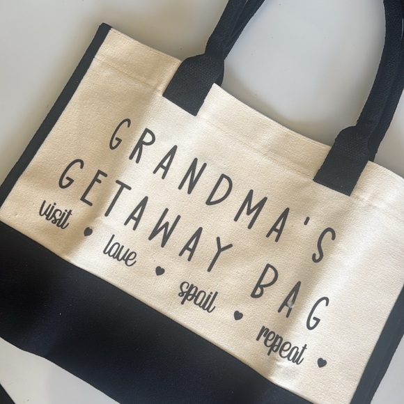 None Handbags - Stylish Black and Cream Tote Bag